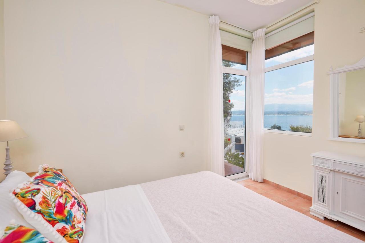 Seafront Villa Longobardi La Canea Exterior foto